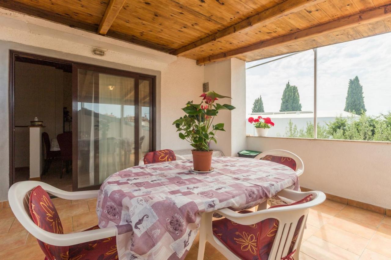 Apartman Ana Porec Exterior photo